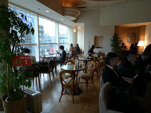カフェ ラミル 新宿ミロード5階